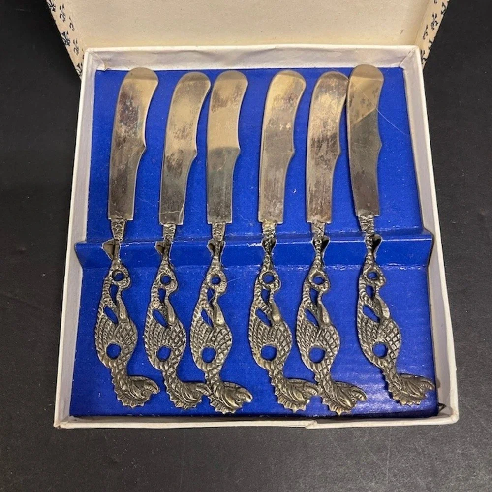 Vtg Italian Silverplate Butter Knives Set of 6 Dragon Griffin Handles, Boxed